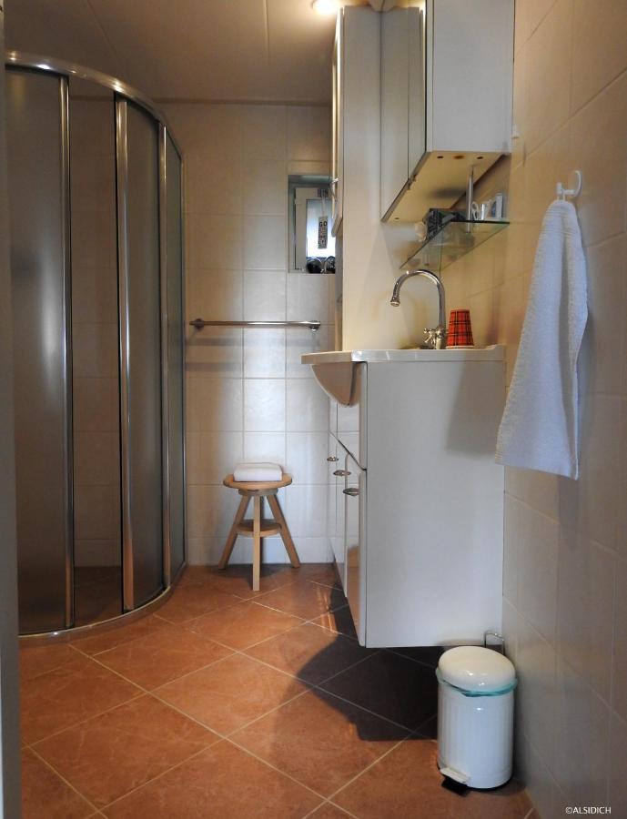 The Wee White Hoose Bed & Breakfast Oosternijkerk ภายนอก รูปภาพ